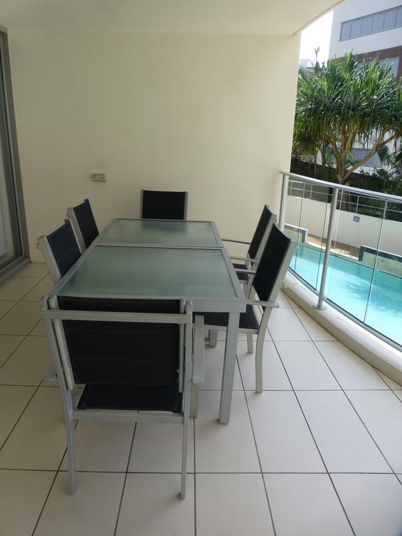 Salt On Kings Apartments Caloundra Room photo